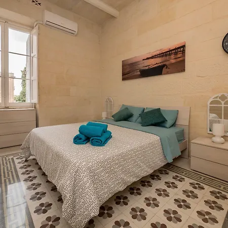 Rodrigo * La Valletta